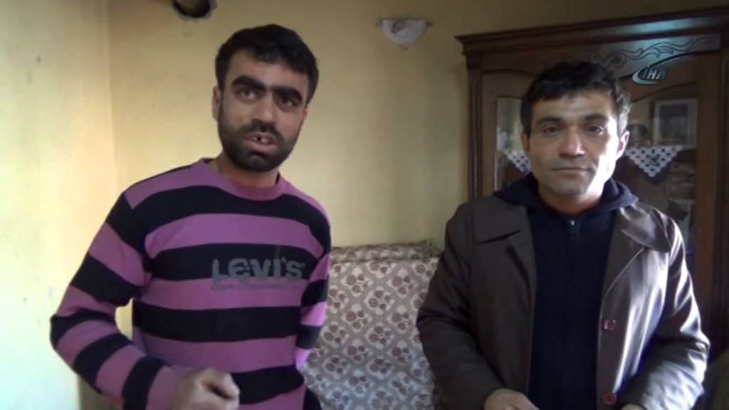 Rüyasında Ses Duyup Evini Kazan Vatandaş Heykel Buldu