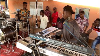 Mama Esther - mene yehowa, live Gospel Music by Coastal band