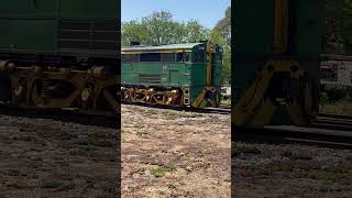 TRAINS AM22 Steamranger Heritage Railway Carriage transfer with Alco 958 departs Strathalbyn 29/9/23