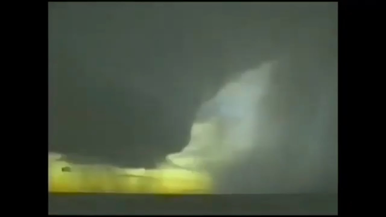 Supercell At Texas Panhandle - YouTube