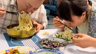 mukbang hakiki 😍😍udah lama gak makan mi