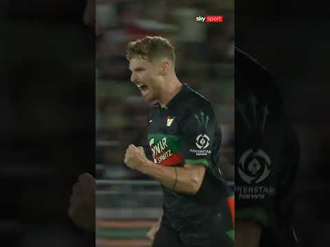 Hainaut batte al volo David de Gea per la rete del definitivo 4-2