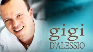 Video thumbnail of "Gigi D'alessio - Adesso Basta"