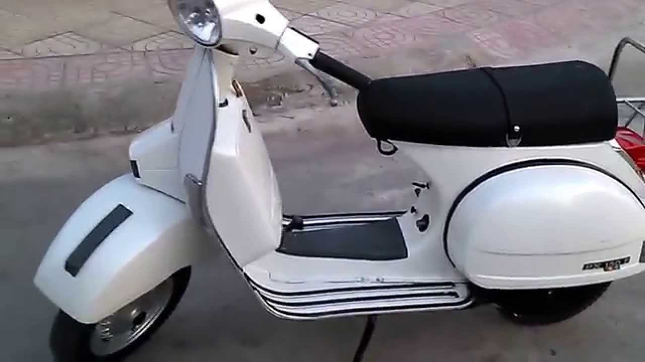 Vespa PX150 - YouTube