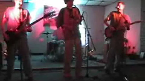 Zed on Arrival - John and Mcdermott at Eagles club...