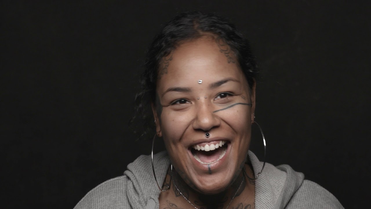 Woman - Les Valaisannes