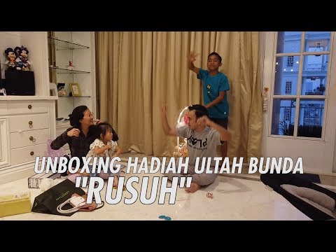 The Onsu Family - UNBOXING HADIAH ULTAH BUNDA
