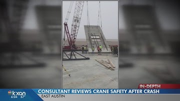 Falling construction crane captured on video