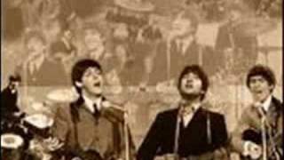 Video thumbnail of "The Beatles - Yellow Submarine"