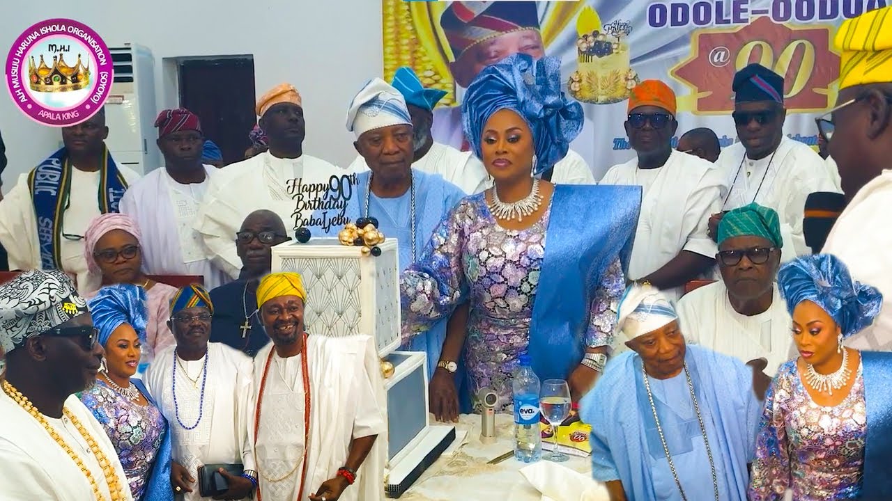 See How Babaijebu Rocks Apala Music With His Club Members On His 90th Birthday@The Yoruba Tenis Club