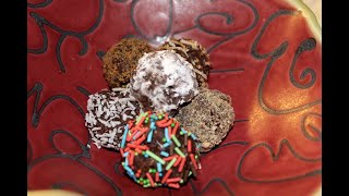 CHRISTMAS SNOWBALLS - Bonita's Kitchen