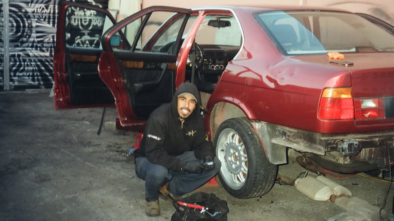 Last moments wit the 540i - YouTube