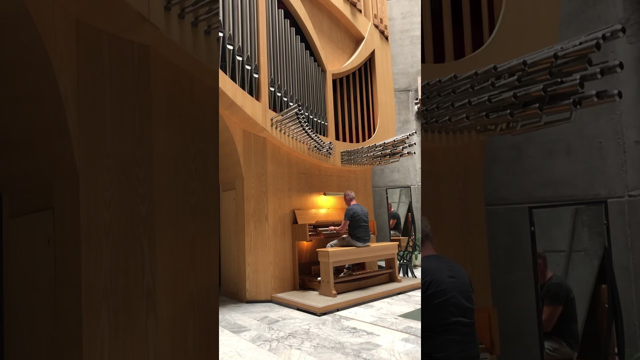Organ-improvisatian by Lennert Knops, Kleuker organ Alp d’Huez: Thank You for this new morning