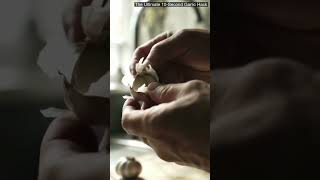 The Ultimate 10-Second Garlic Hack