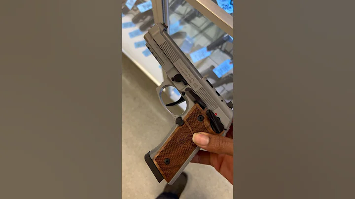 THE BERETTA 92XI SAO. 🔥 THOUGHTS? #2A #FYP #shorts #short #pewlife #beretta