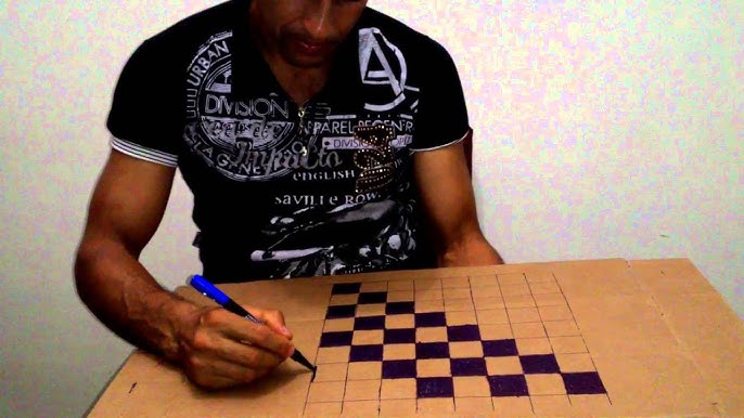 Como fazer seu próprio tabuleiro de xadrez em casa #6milTampinhas 