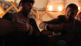 Vignette de la vidéo "Bear's Den - A Year Ago Today - Knee Deep Festival 2012 Yurt Session"