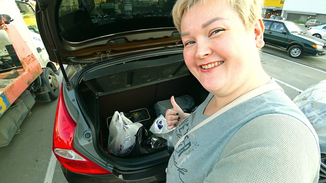 Гоняю Вована по МАГАЗИНАМ! Приехали на ЯРМАРКУ! Набрали ЦЕЛЫЙ БАГАЖНИК ...