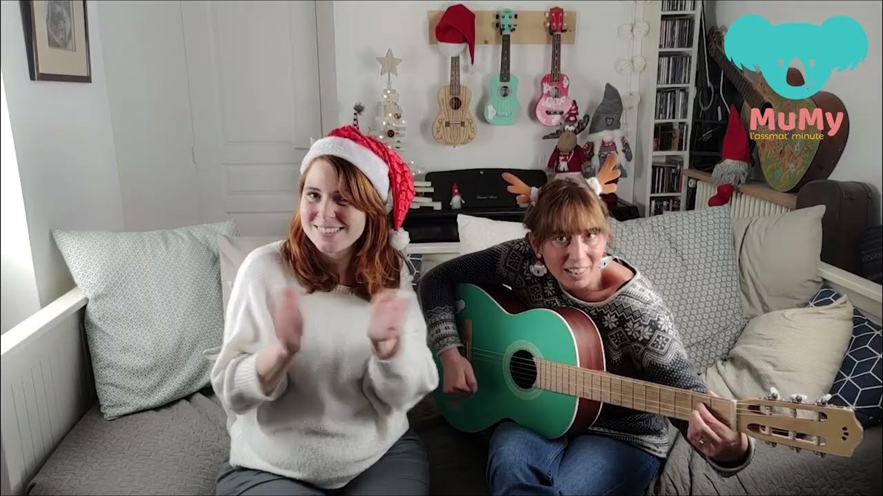 Pere Noel frappe à la porte Des Comptines et des Signes YouTube