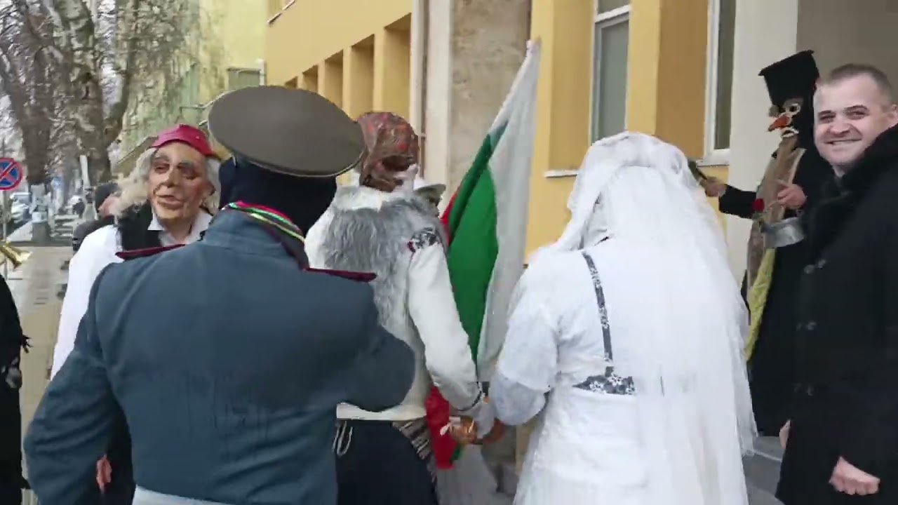 Луди булки ( Ивановден) Община Гулянци 7.01.2024