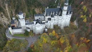 Drone View 4K - Schloss castle Neuschwanstein in Bayern Germany - DJI Mini 3 Pro