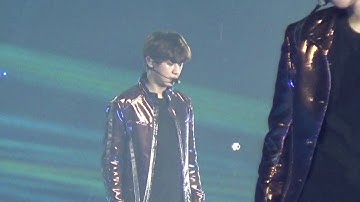 170212 Chanyeol focus Lightsaber EXO
