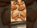 美味しいを結ぶ🎀チョコたっぷりショコラリボンパン🍫