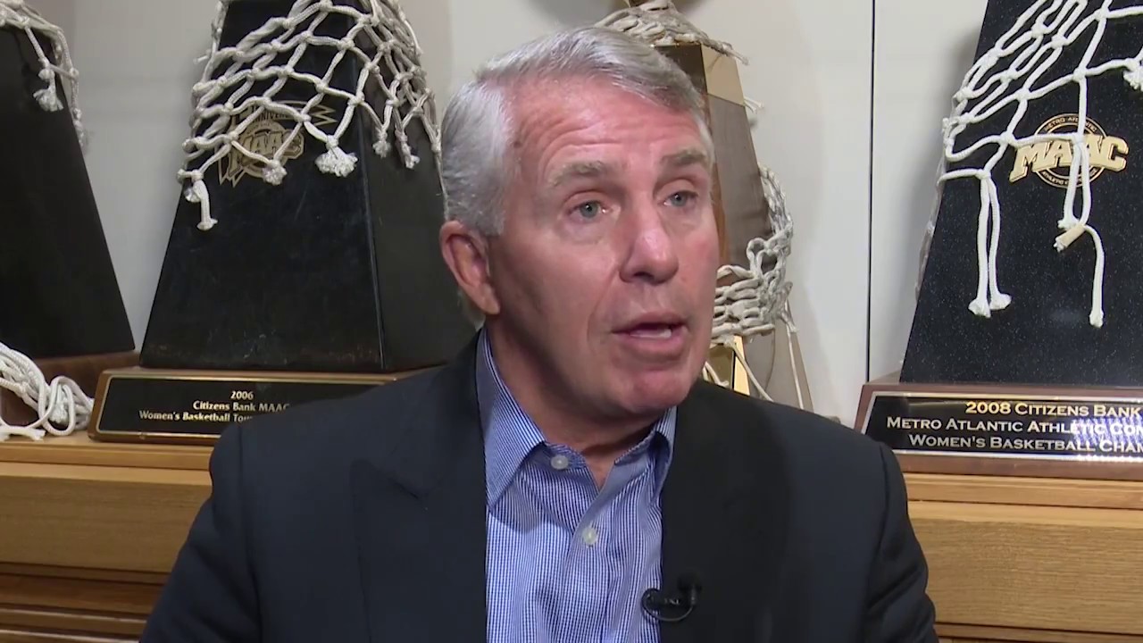 NCAA Ambassador Jack Ford Visits Marist to Talk College Athletics - YouTube