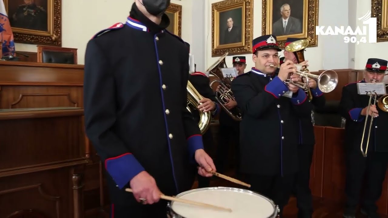 Κάλαντα από τη Φιλαρμονική Ορχήστρα του Δήμου Πειραιά