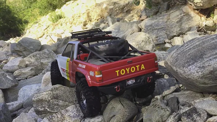 Axial Racing SCX10 Testing Boom Racing Hustler M/T Tires