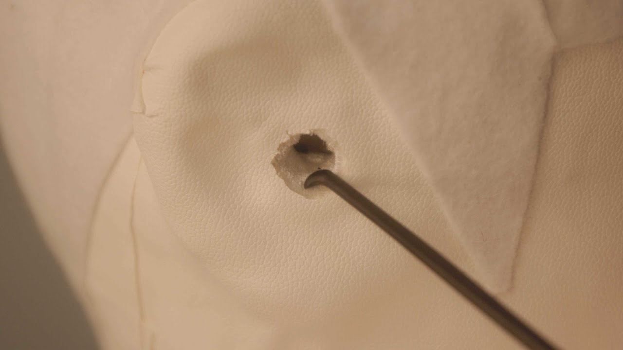 ダミーヘッドのしろまめ君にどアップ耳かきしてみた (Notalking ASMR)