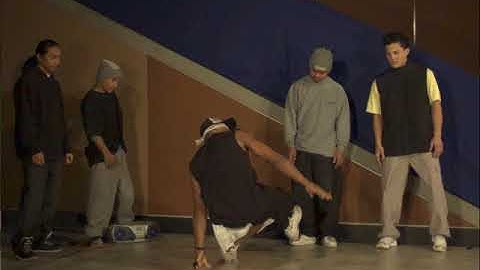 Free View Point Rendering using Depth included curvature inpainting from V+D