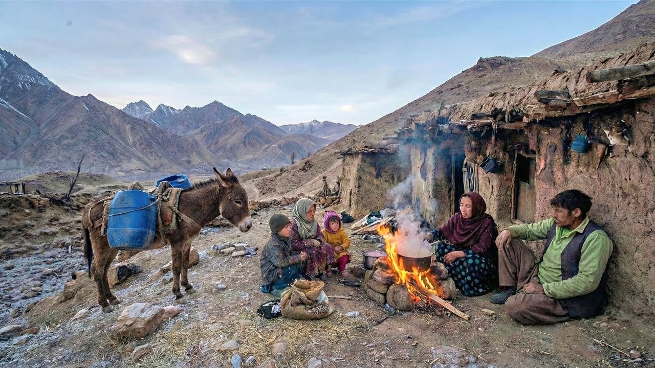 Traditional Afghan Village Cooking - Harvesting and Surviving in Isolation