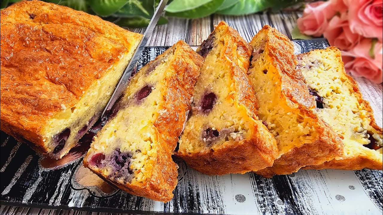 oatmeal-apple-and-blueberries-delicious-and-easy-diet-cake-recipe
