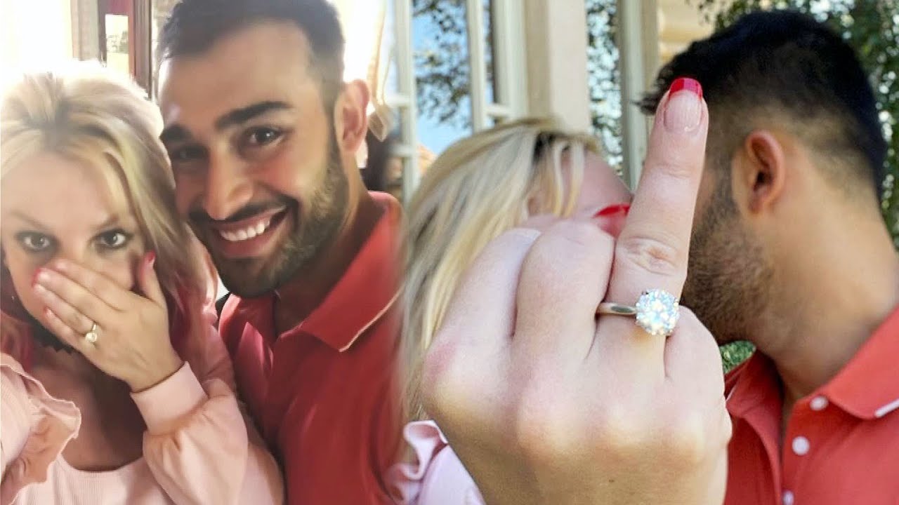 Britney Spears engaged