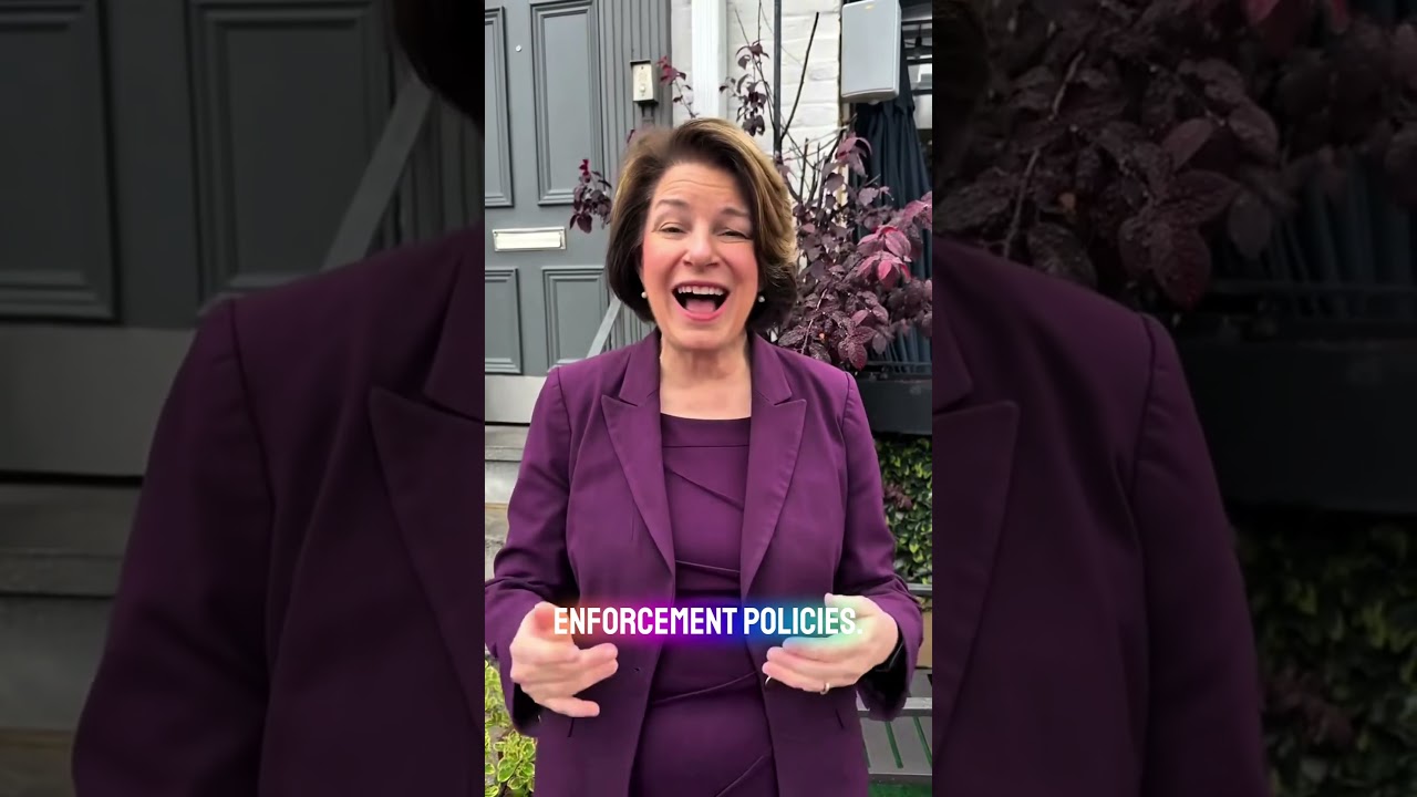 Эми Клобучар объявляет о своем избрании на пост губернатора Миннесоты в 2026 году — серьезный пол...