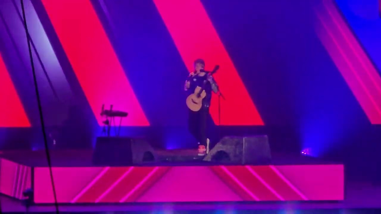 Ed Sheeran - Shape of You (live) Ipswich [Portman Road / Ipswich Town FC] 13.07.25