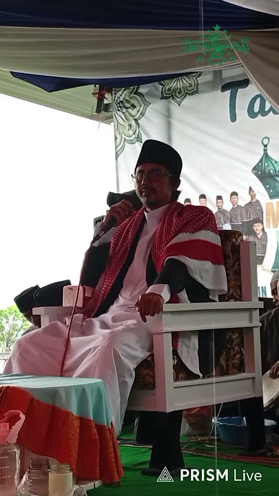 Reciting the Sindanabi Prayer with Ustadz Fu'ad Ginan in Ciawilarang, Sumedang, September 30, 202...