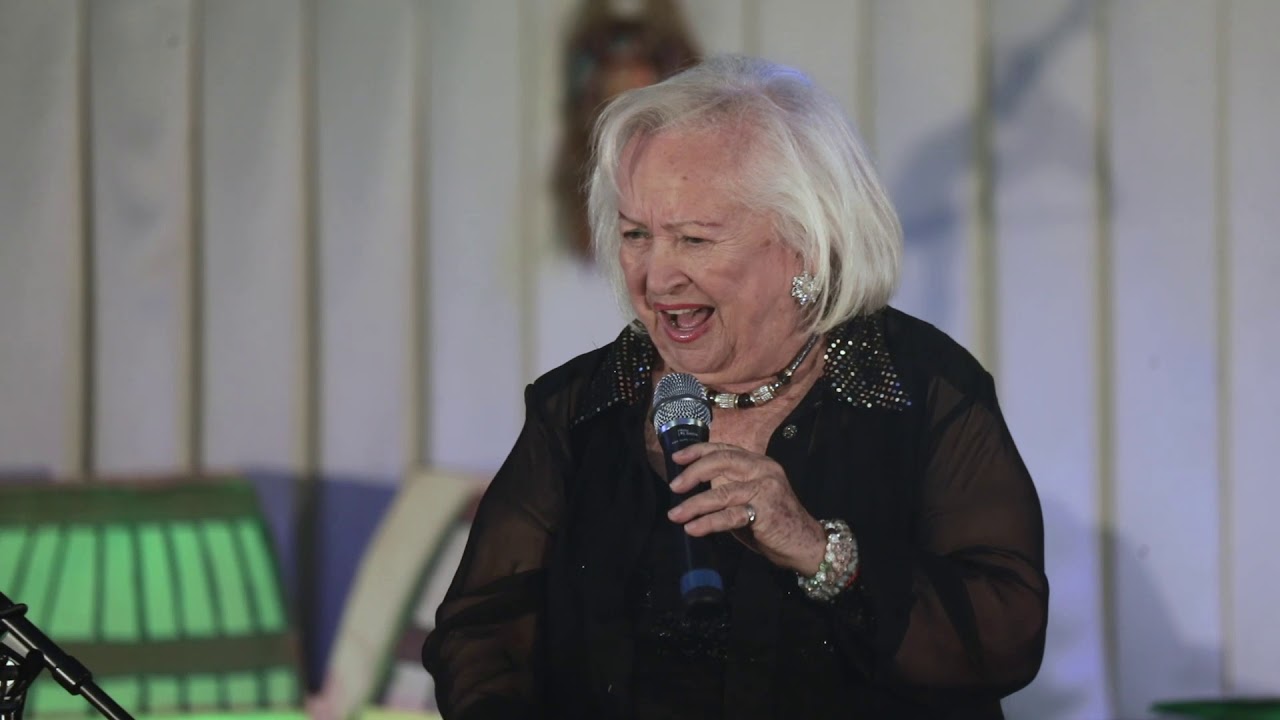 MÁJA VELŠICOVÁ:   Jožina poď do kina (šláger hit)