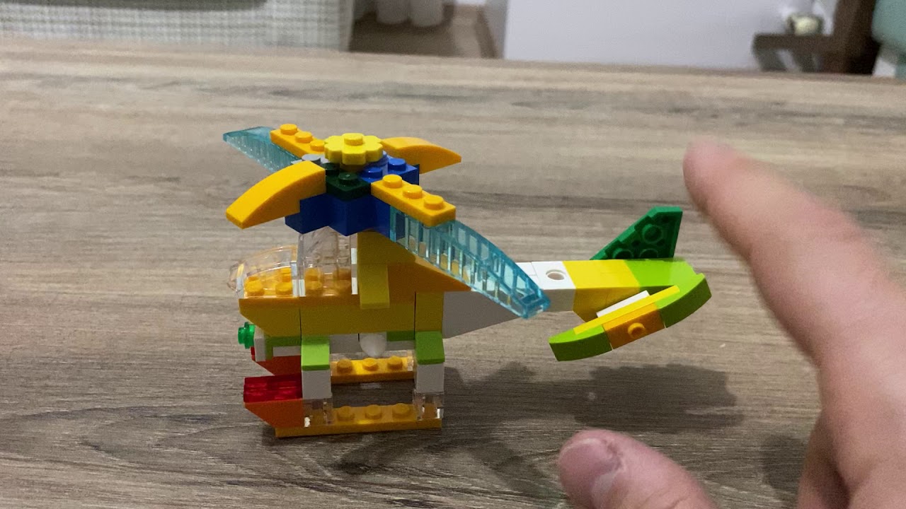 Amazing LEGO Ideas!!! Fully Functional Heli made by Dr.LEGO using LEGO 11013 Transparent Bricks Set.