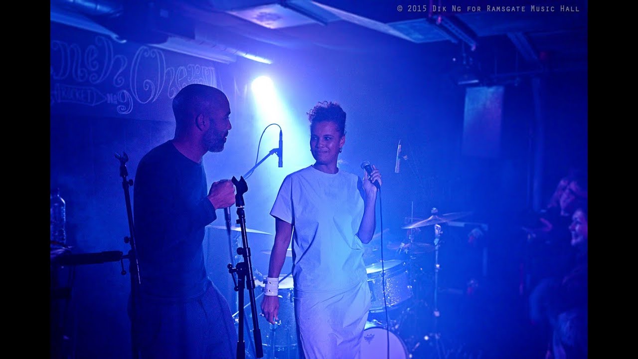 Neneh Cherry & RocketNumberNine - Buffalo Stance (live @ Ramsgate Music Hall)
