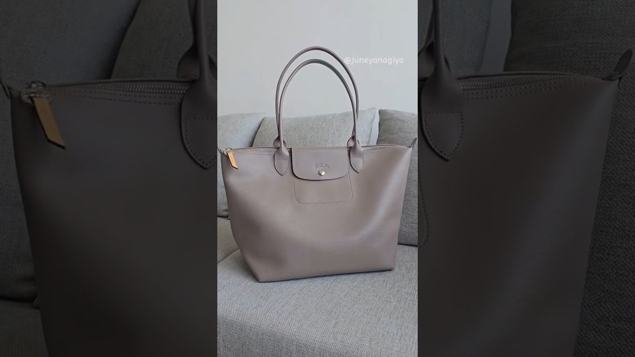 My favorite airport bag 😍 Longchamp Le Pliage City large tote in Taupe 