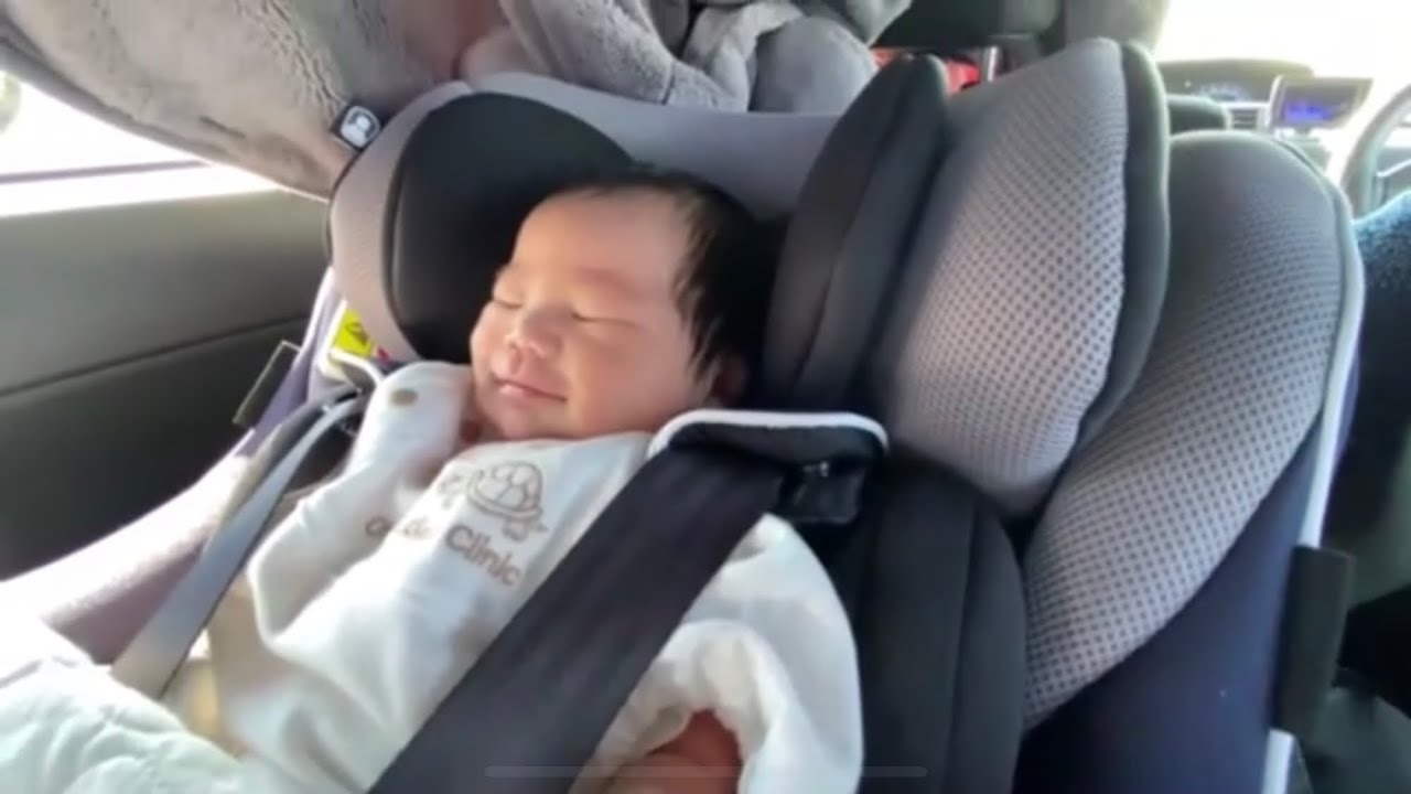生後6日目の新生児をチャイルドシートに乗せたら 思ったより頭がゆれて不安になった Youtube
