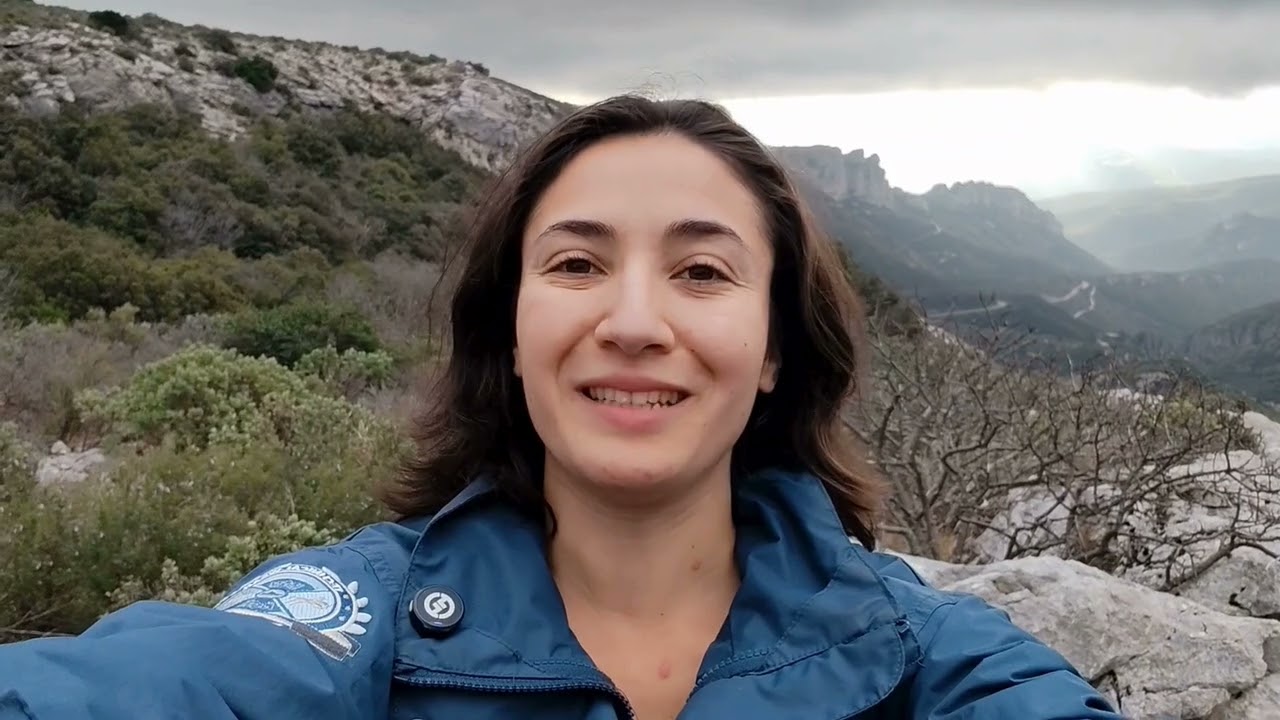 Helena Boukhatmi - improbable