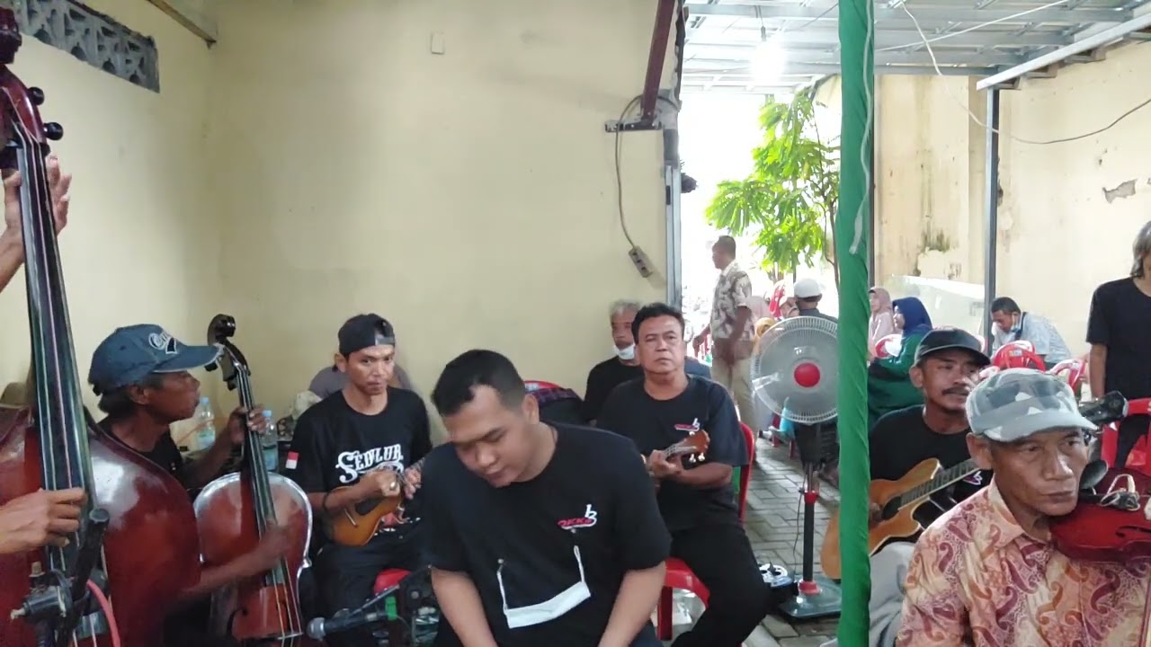 Tresno (Yue Liang Dai Biao Wo De Xin) Keroncong