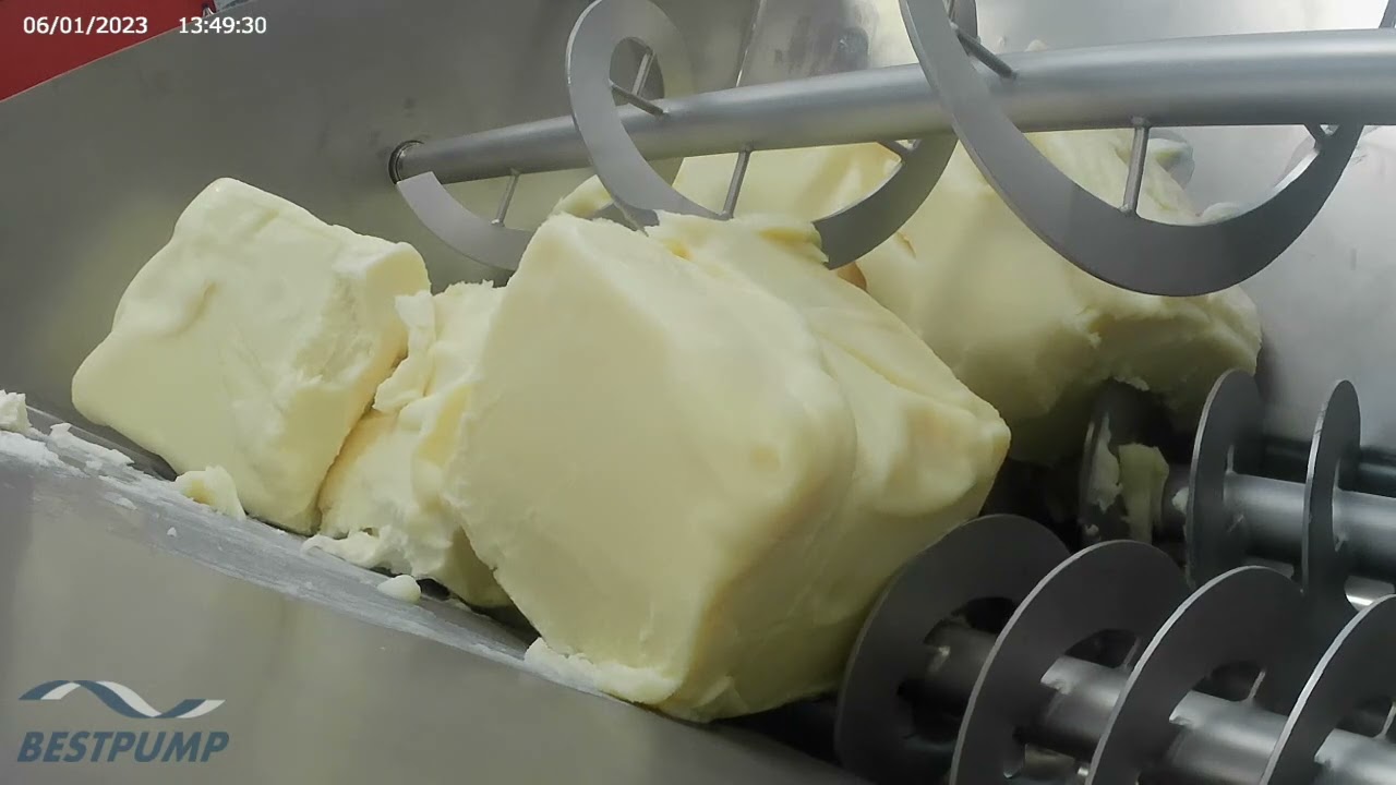 Multiple pump screw feeder for high viscosity pumping