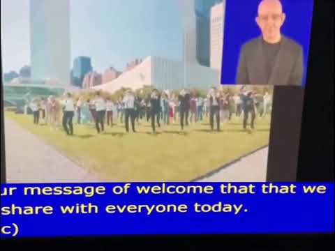 The International Sign Language Interpreter saw the sign language and he 😭😭😭