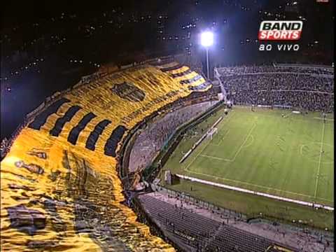 Peñarol x Independiente: Maior Bandeirão do Mundo