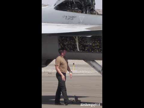 F/A-18 Jet Intake Inspection. VFA-122 Flying Eagles. 2022 #shorts