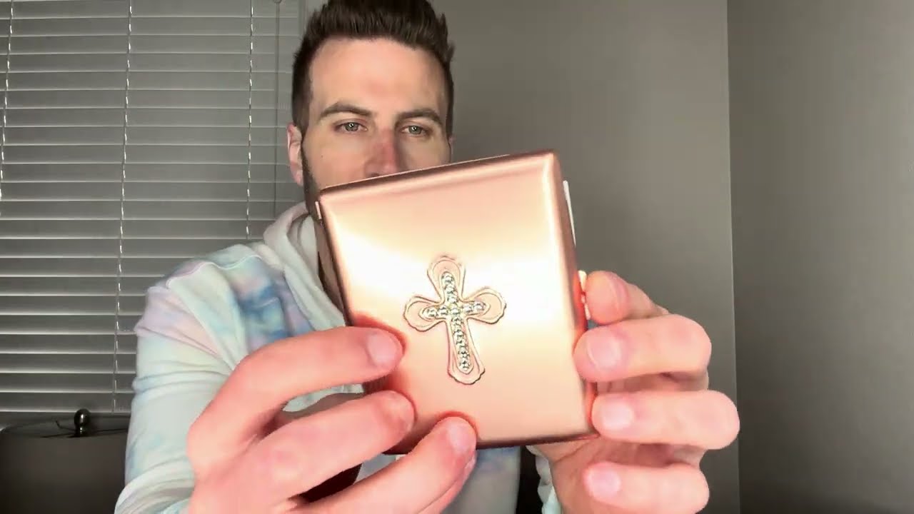 Exquisite and Fashionable Swarovski Cross Metal Vintage Cigarette Case for Men and Women